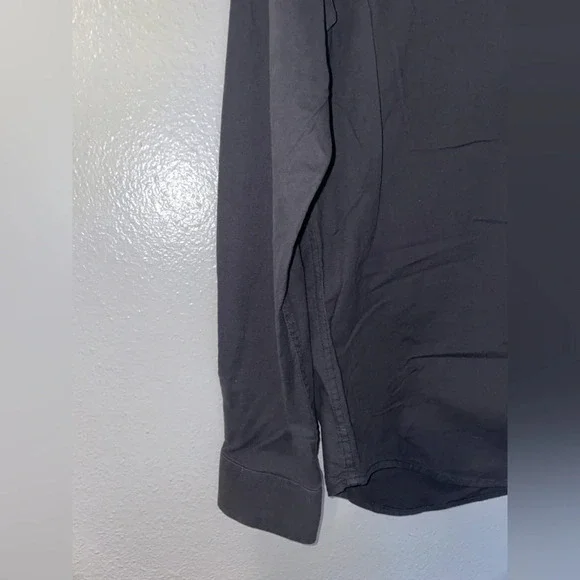 Old Navy Button-down​ - Picture 3 of 5